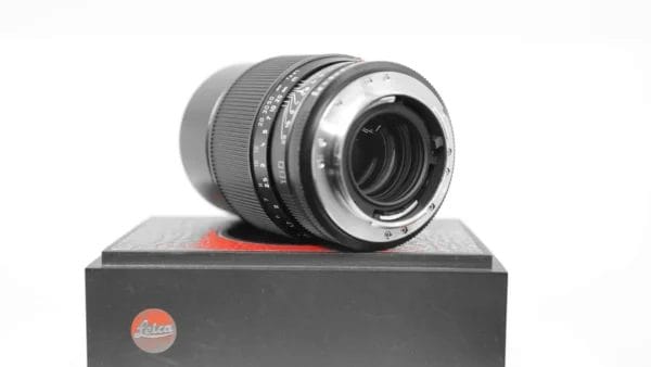 LEICA APO-Macro-Elmarit-R 100mm f/2.8 3 Cam Lens Boxed #3594901 - Image 11