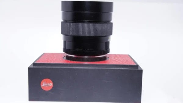 LEICA Summilux-R 35mm f/1.4 MF "Leica R Only" Cam Lens #3564710 - Image 4