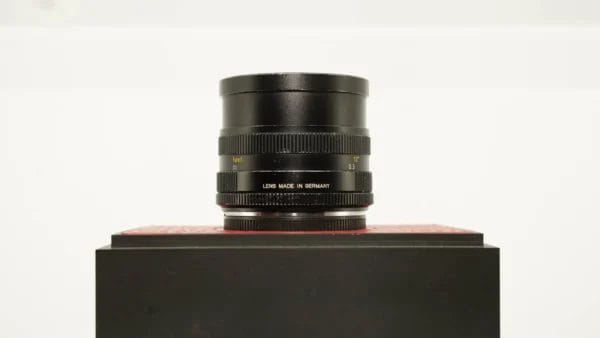 LEICA Summicron-R 35mm f/2 MF 3 Cam Lens #3282413 - Image 10