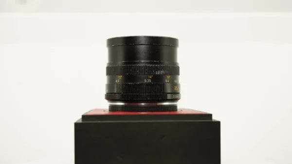 LEICA Summicron-R 35mm f/2 MF 3 Cam Lens #3282413 - Image 9